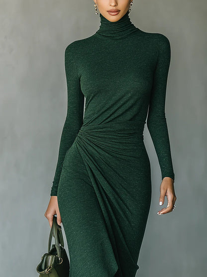 LENORA™║Vestido envolvente asimétrico con pliegues y cuello alto verde oscuro